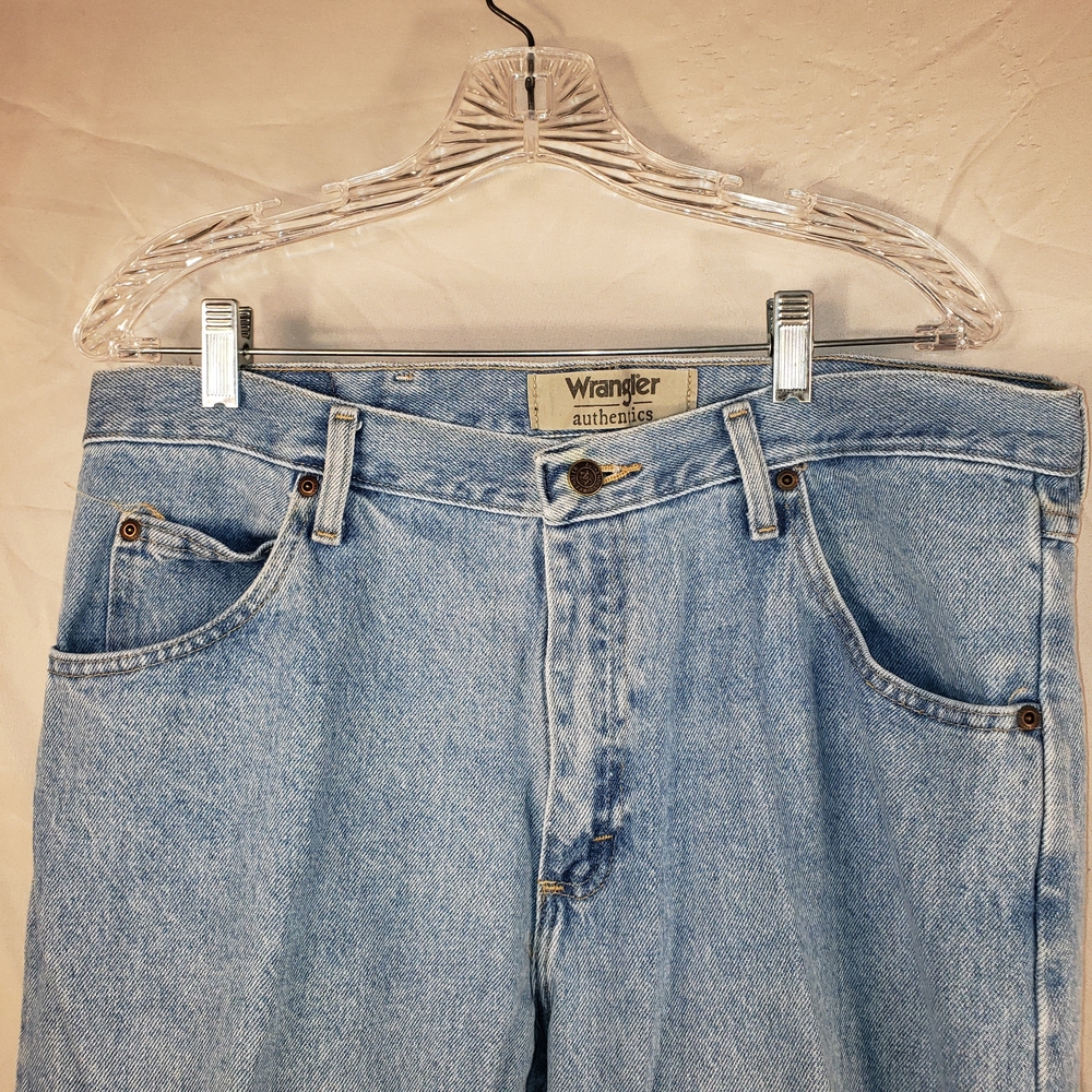 Vintage Wrangler Authentics Classic Blue Jeans - 36 X 28 - Picture 4 of 4